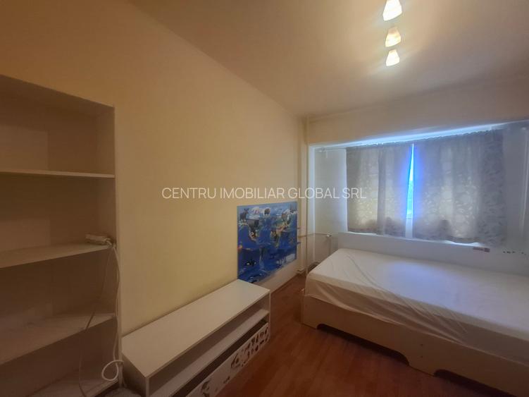 Apartament 3 camere! - 2