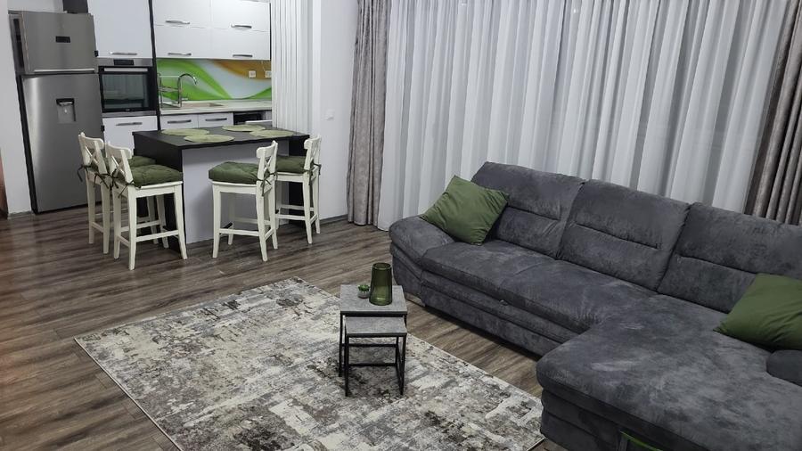 Apartament 3 camere | 80 mp | Parcare | Bloc 2015 | Zona 9 Mai, Ploiești