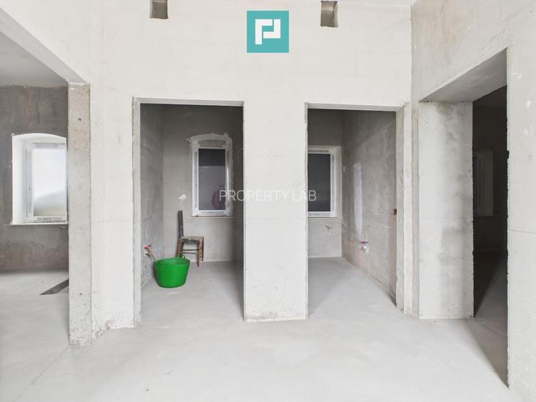 Spațiu de 270 mp pentru investiții în Periam - 6