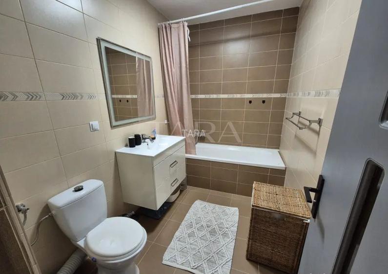 Apartament cu 3 camere, balcon și parcare – zona Panemar, Florești. - 11