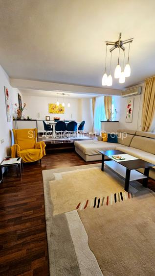 Casa individuala 11 incaperi | Zona Iancu Nicolae - Privighetorilor | Teren 627 - 4