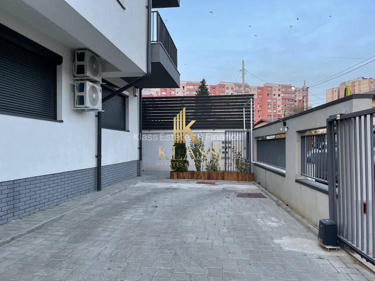 Apartament 3 camere LUX de vanzare | terasa si loc de parcare | complet mobilat  - 18