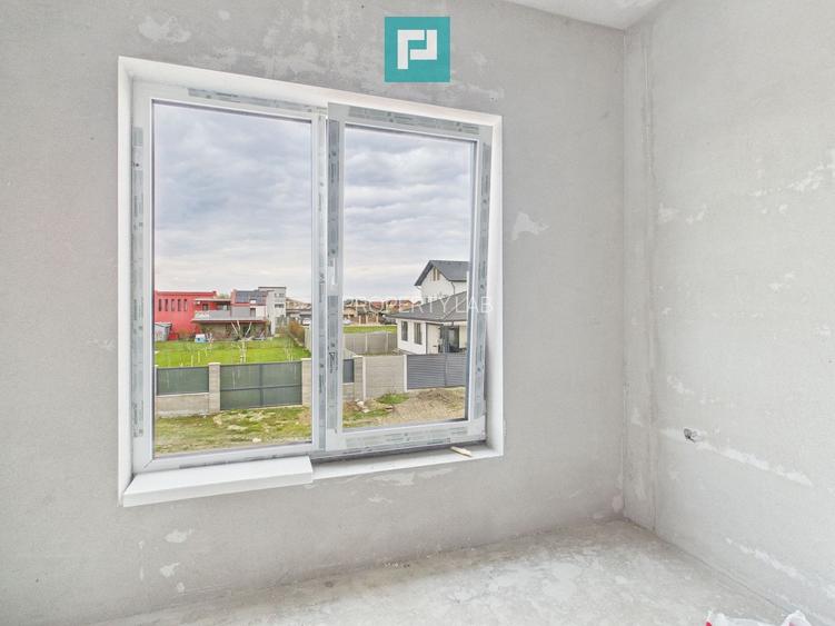 Duplex în Săcălaz despartit prin cameră tehnica - 13