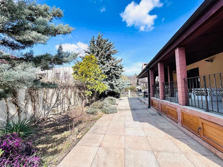 INCHIRIERE vila individuala || complex rezidential la padure || 4 dormitoare - 8