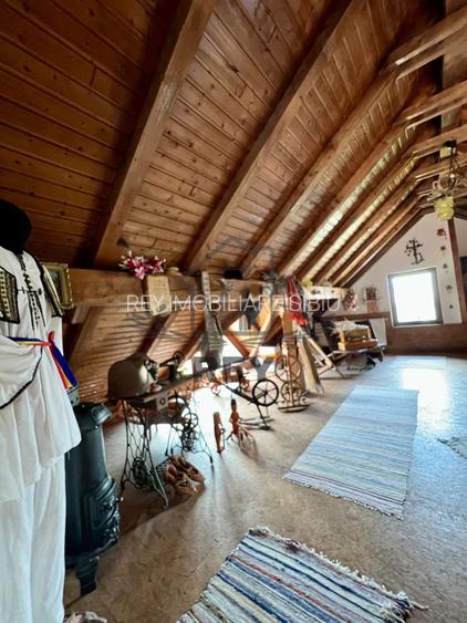 Casa/Vilă Single în Șelimbăr | teren 863m | Pretabilă 2 familii - 16