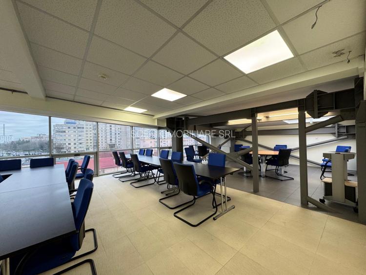 Cladire administrativa cu multiple functionalitati, call center, clinica,birouri - 12