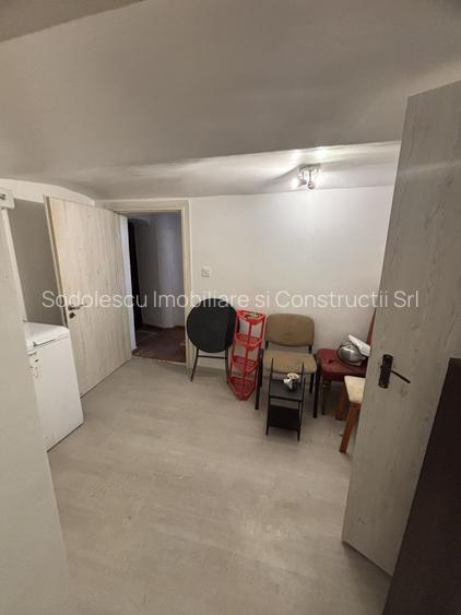 Apartament 2 camere,curte comuna/4 proprietari - 12