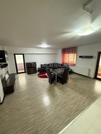 3 decomandate la etajul 1, mobilat si utilat, curat, Mall - 2