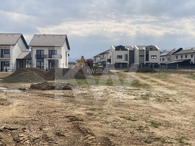 Teren intravilan de vanzare Selimbar - CU 2025 pentru Duplex - CUT 1,4 - 7