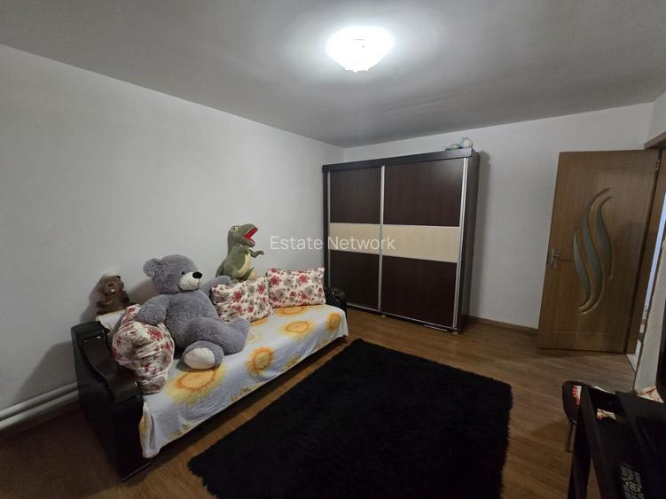 Vanzare 2 camere Eroii Revolutiei-str. Ghimpati 47 - 11