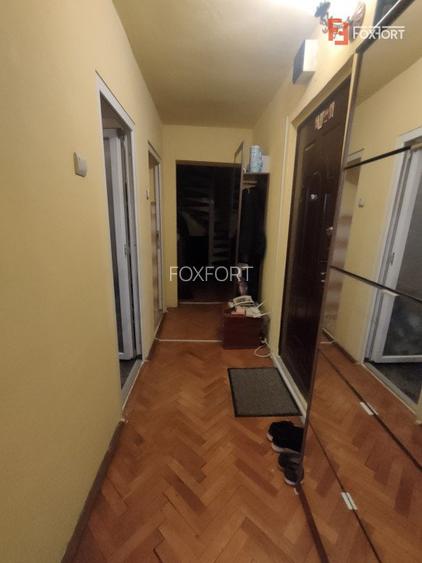 Apartament cu 4 camere situat pe 2 nivele zona AEM - ID V5664 - 18