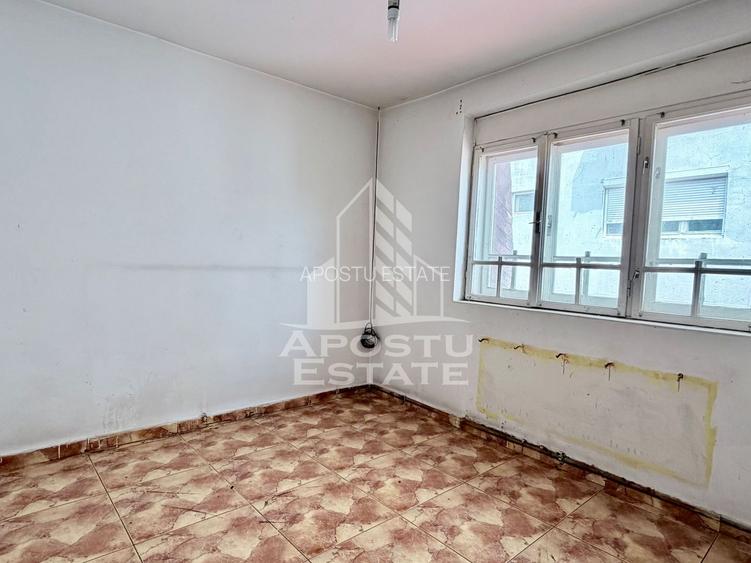 Casa de vanzare P+1E bulevardul Dambovita - 8