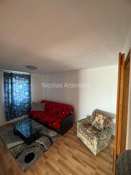 Casa bătrânească de închiriat  - 6