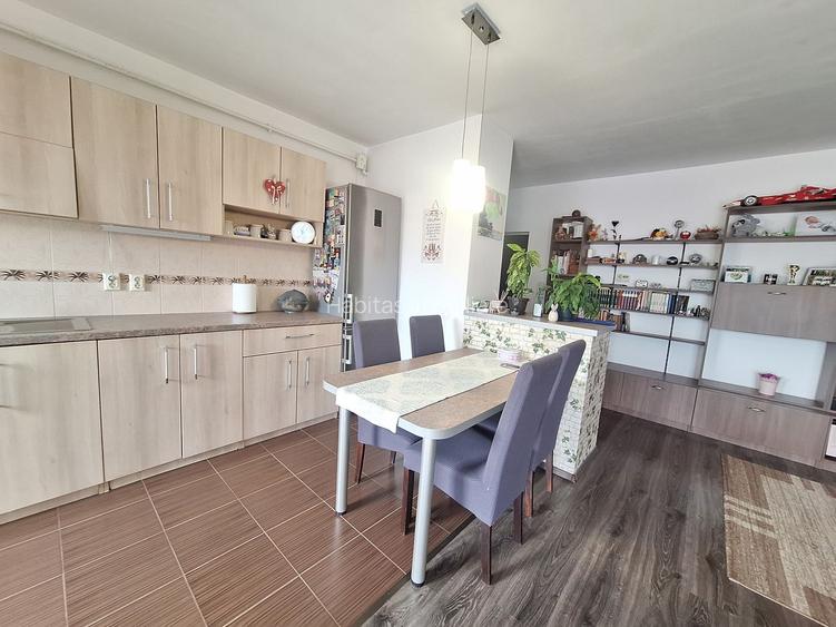 0% comision, 2 camere, strada Florilor, cu parcare, etaj 3/4, Floresti - 3