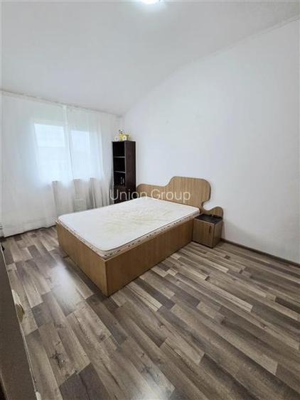 Apartament 2 camere semidecomandat, KM 4 -5 - 4