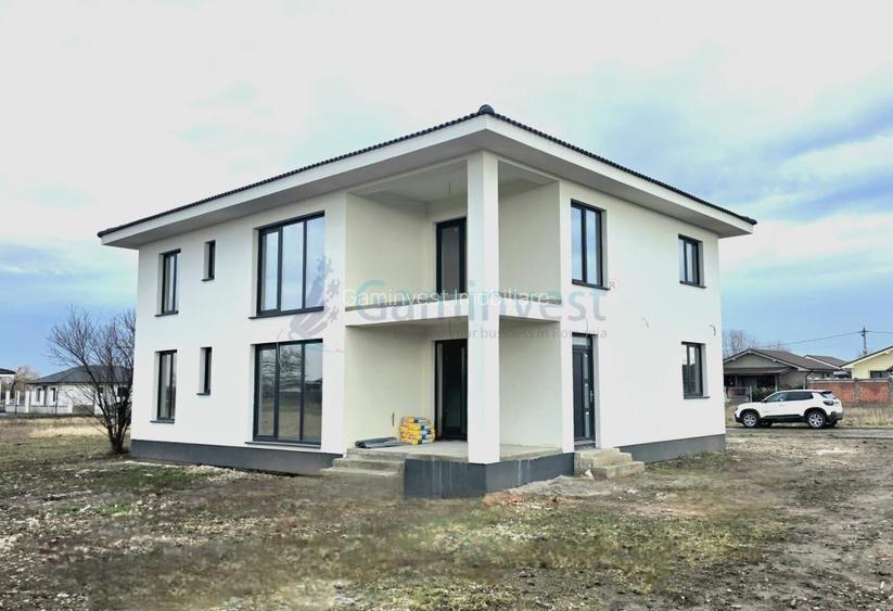 Imobil cu destinatie multipla - comercial si de locuit in Santandrei, Bihor - 8