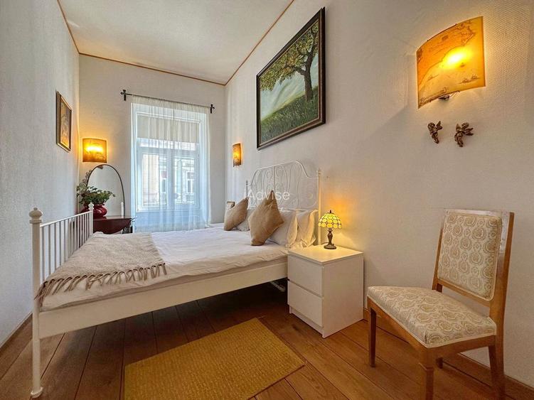 APARTAMENT 3 CAMERE IN CENTUL ISTORIC AL BRASOVULUI - 8