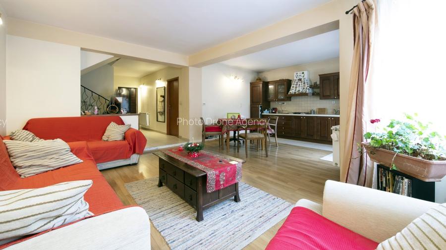 Casă De Vânzare, Lângă Pădurea Roșu Liberă, P+2, 5 Camere  Garaj + 2 Parcări - 19