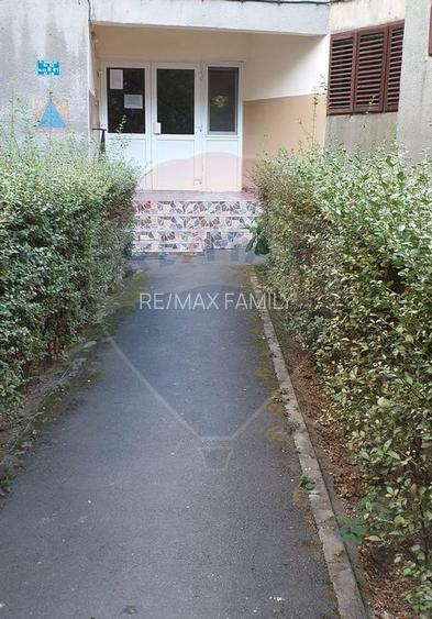 Apartament cu 4 camere de vânzare în zona Iosia - 11
