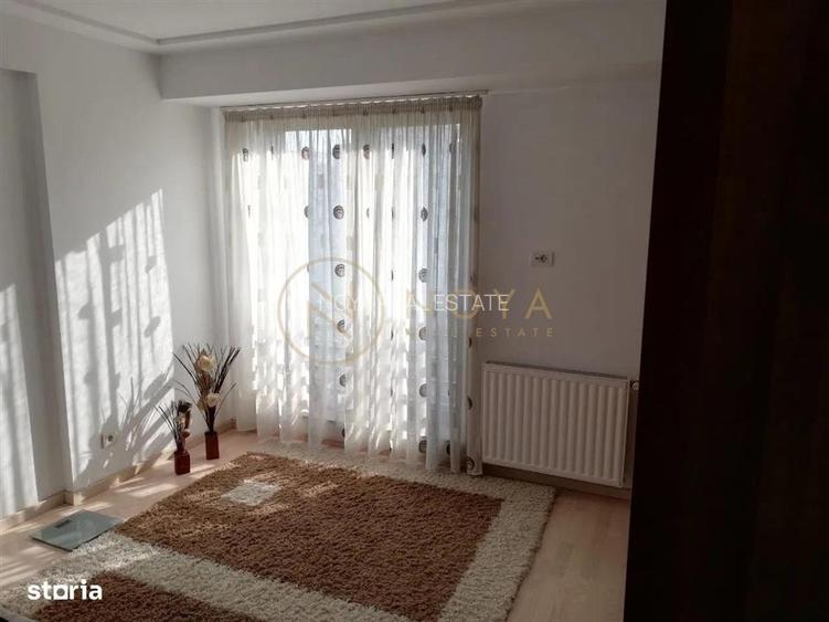 Vanzare apartament de 3 camere in zona Decebal  bloc nou - 4