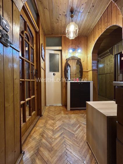 Apartament 3 camere, decomandat, etaj 2, 65mp, 2 bai - zona Sagului  - 11