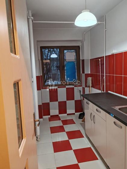 Apartament de inchiriat  2 camere/zona Berceni - 4