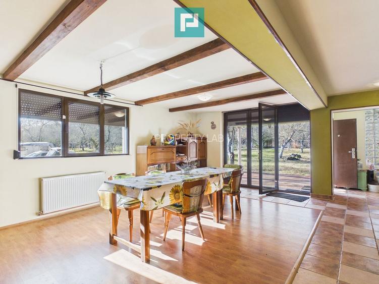 Cabană deosebită cu 4 camere în Căsoaia - 5