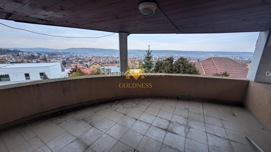 Casa/Spatiu de birou,Andrei Muresanu, 9 Camere,10 Parcari,Curte 2000mp - 22