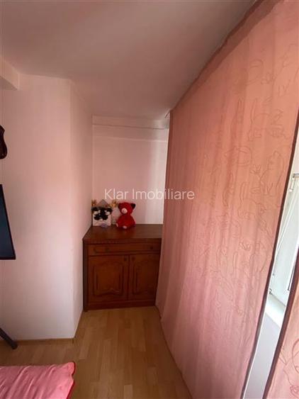 Vanzare apartament pe 2 nivele  in Ansamblu Oasului 86-90 - 10