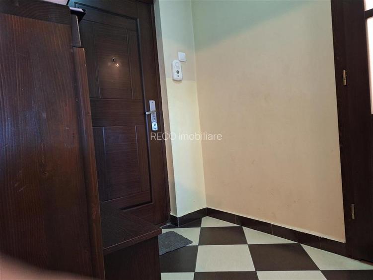 RECO Apartament de inchiriat Cantemir Bloc Cicero - 8