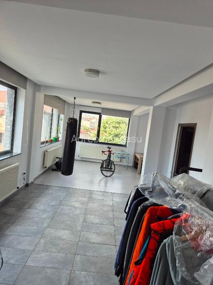 CLADIRE    TROCADERO  VANZARE SAU CHIRIE - 9