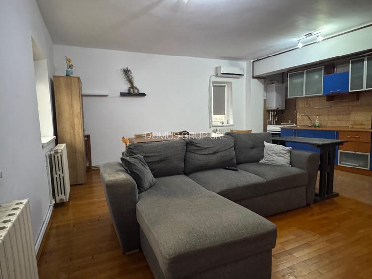 Oferim apartament 2 camere decomandat - 2