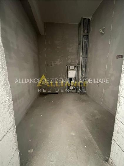 Garsoniera decomandata, 36 mp – 15 min metrou Aparatorii Patriei. Bloc Nou - 11