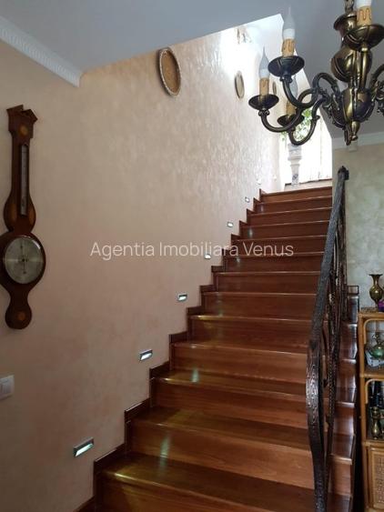 Casa cu etaj la str.Calea Nationala - 5