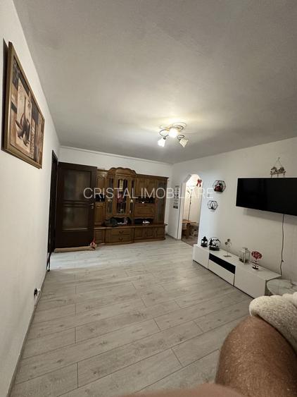 Apartament 3 camere Bld Brancoveanu, zona Huedin. - 4