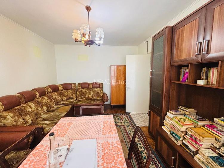 Apartament 2 camere I decomandat I etaj 3 I zona Bucovina I 75,000 € - 4