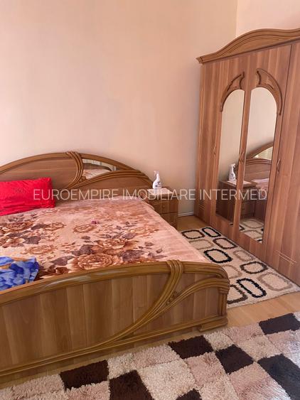 Casa de inchiriat cu 4 camere, zona CENTRALA - 3