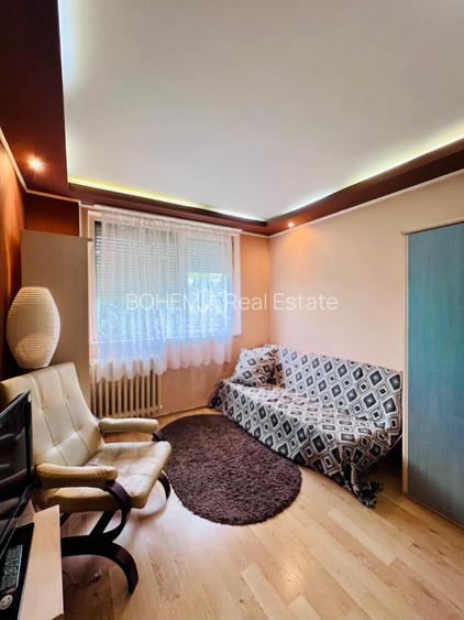 Decomandat | 65mp | 6 min. metrou 1 Decembrie 1918 - 16