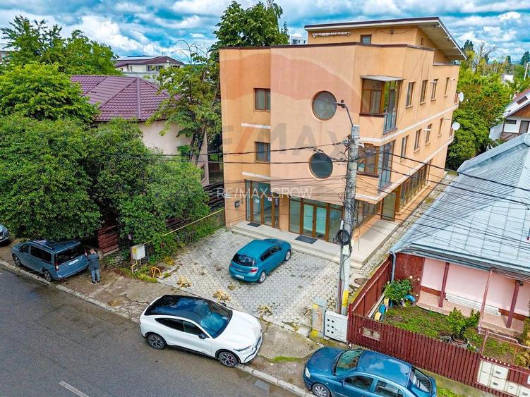 Apartament cu 2 camere spatios de inchiriat pe strada Nufarului-Bacau - 1