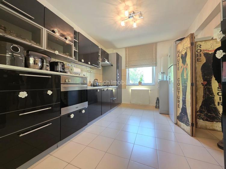 DE VANZARE - 5 CAMERE - VILA PIPERA, CARTIER AZUR - 6