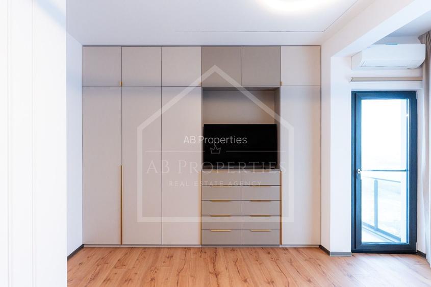 Luxury | PENTHOUSE 4 camere - Terasa 85mp | 2 locuri de parcare incluse - 12