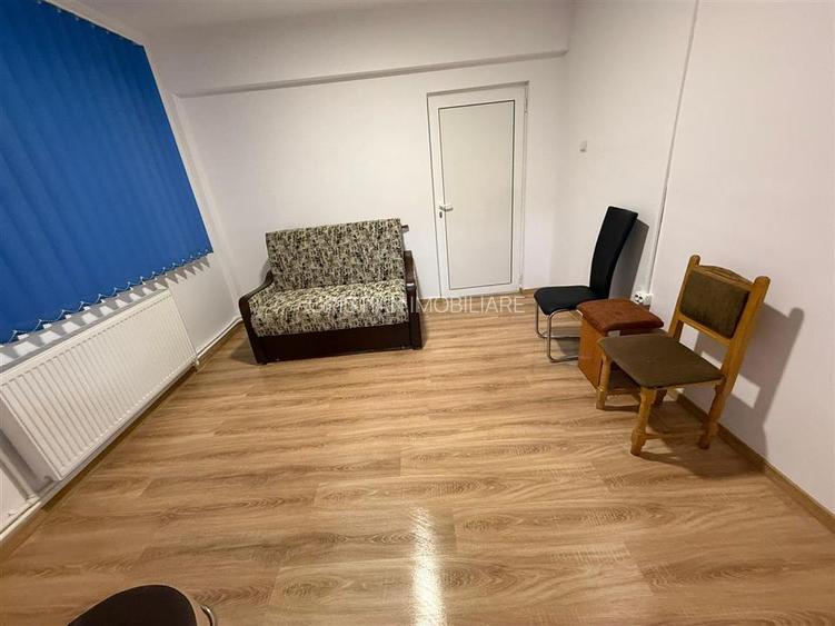 Birouri, cabinete, etc- 4 camere 75mp zona Centru Vechi - 2