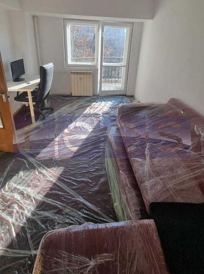 Vanzare 3 camere  | Bulevardul Unirii  | Etaj 2 | Locație centrala - 2