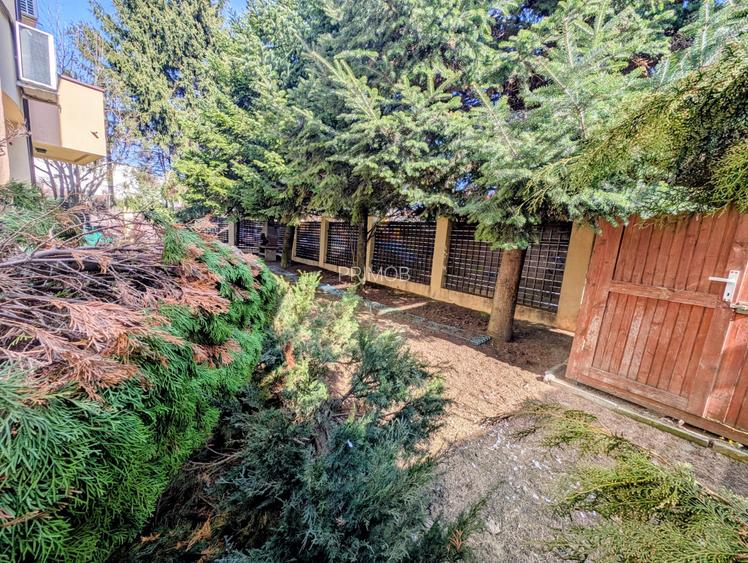 Vila superba 2003,P+E+M,300mpu,6 cam,teren 400mp,colt,renovata,tip mediteranean - 25