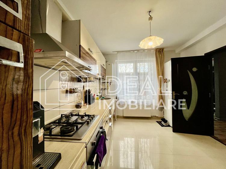 Casă tip Cvadruplex în Cartierul Zăvoi - 10