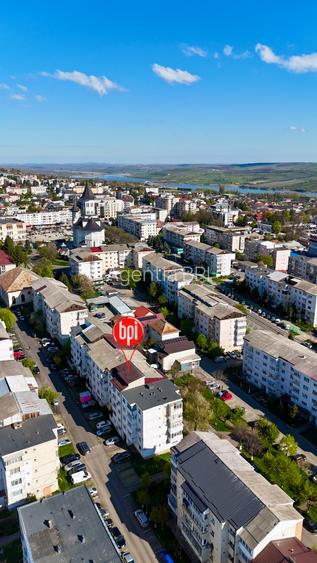 SE VINDE Apartament cu 3camere pe 2 nivele, in zona centrala din Falticeni, SV - 10