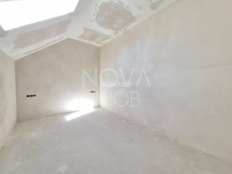 Casa generoasa cu 5 camere, 2 bai, dressing si parcare – Sura Mica - 6