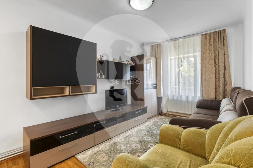 Casa singur in curte Schei - 16