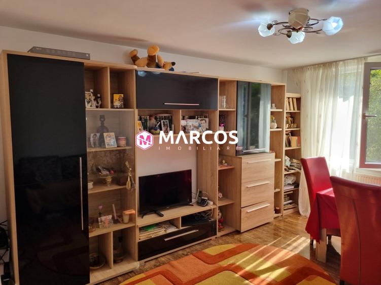 Apartament 2 camere decomandat, et.2, Central, ID 937