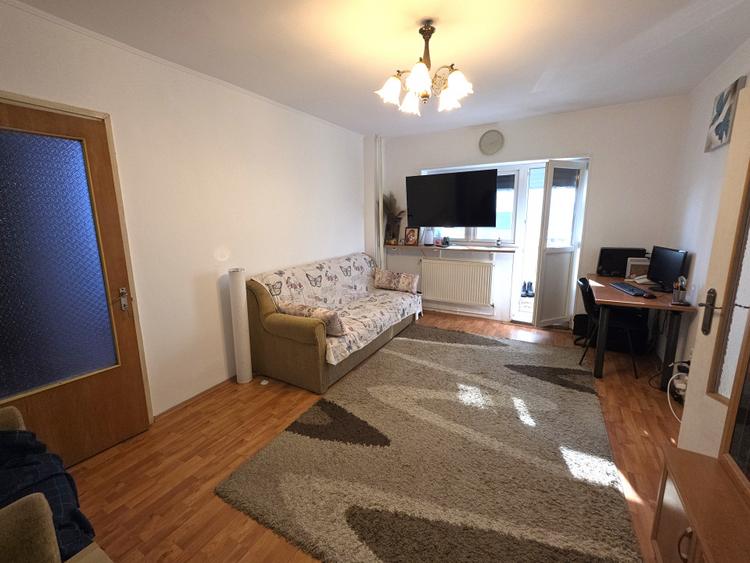 Cel mai ieftin 4 camere din Berceni, cu loc parcare si centrala proprie